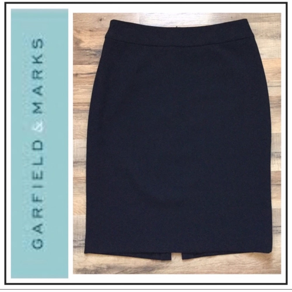 {Garfield & Marks} Raquel Pencil Skirt